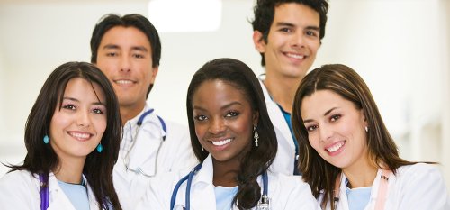 Préparation à l’accès en écoles d’aide-soignant(e) et d’auxiliaire de puériculture